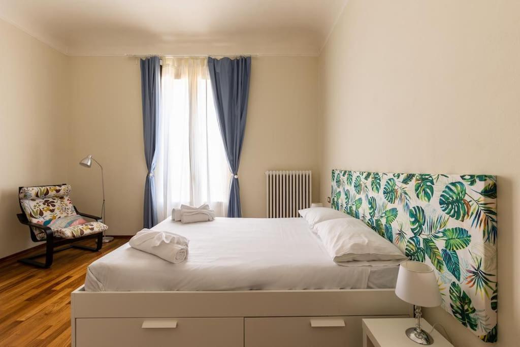 Suite In Via Del Pratello Bologna Buitenkant foto